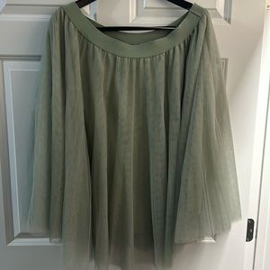 Charlotte Russe tulle skirt